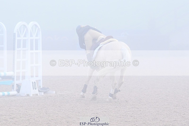 251115-093717-00336 - Cls 19 Clear Round 40cm