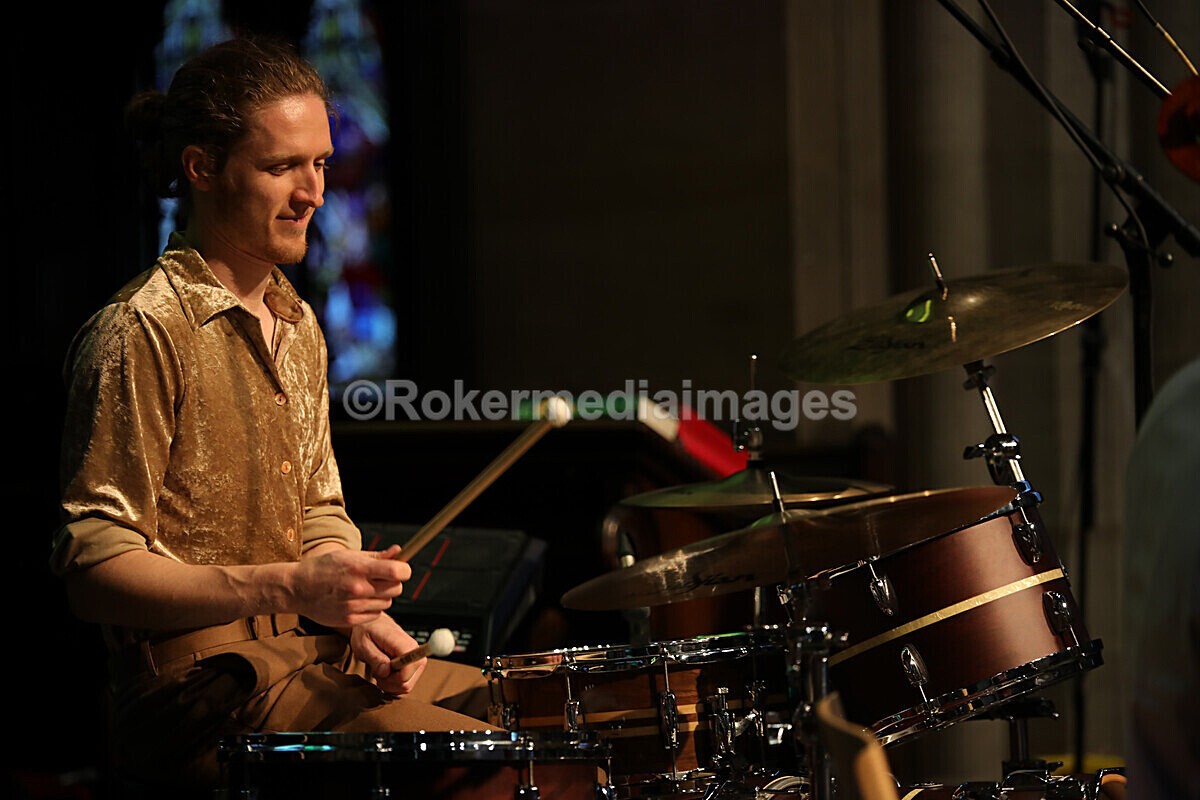 FOLK N BLUES-463 - FOLK and BLUES SEPT 2022