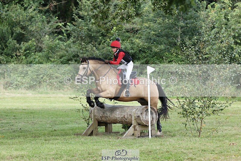 240825X-111629-32235 - 70cm XC 11.00 to 12.00