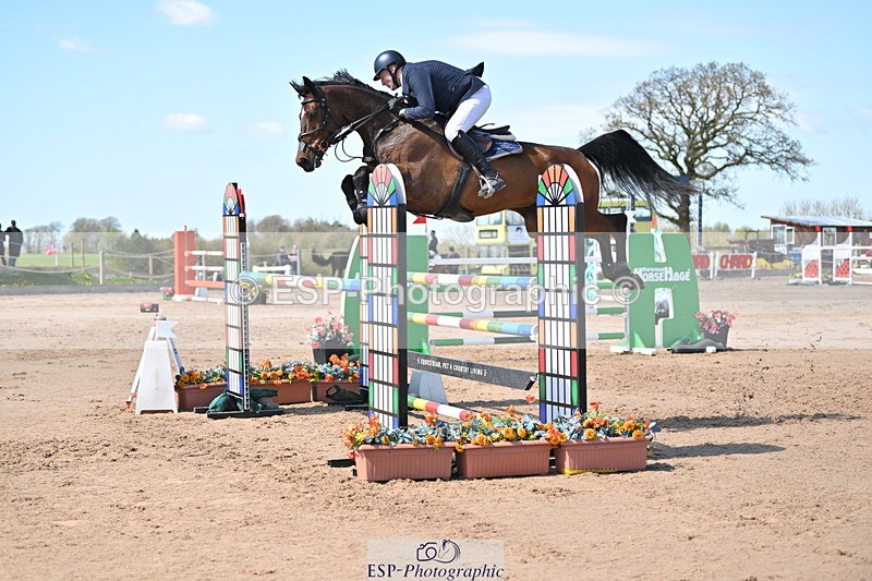 240420A-140316-11592 - Cls 7, 2 Star Medium Tour 1.35m