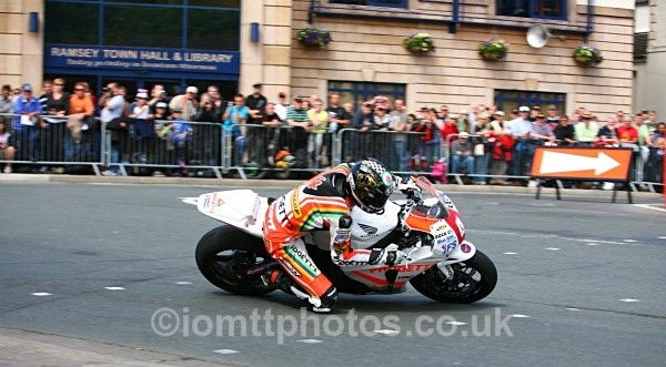 IMG_8370 - Ian Hutchinson TT 2010