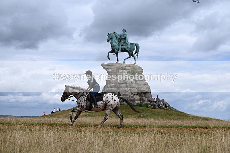 DSC_7159 - Time at Statue 12:45 to 13:15