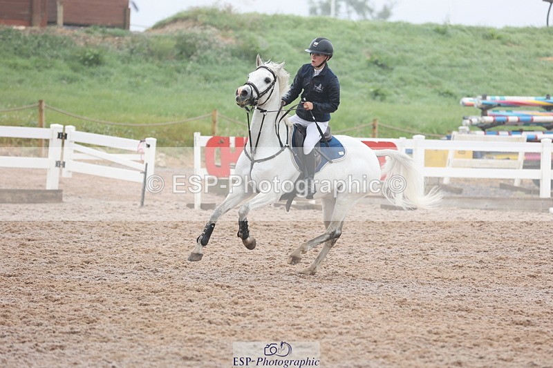 240630A-095842-11680 - Cls 30 British Novice and 80cm Open