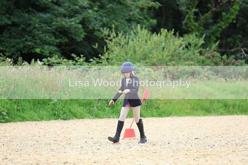 3E7A0104 - Egg and Spoon