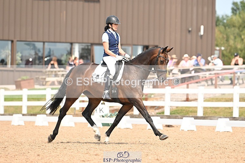 250816-141210-05040 - 052-Marcela.PomphreyLinkeltje.DE.J