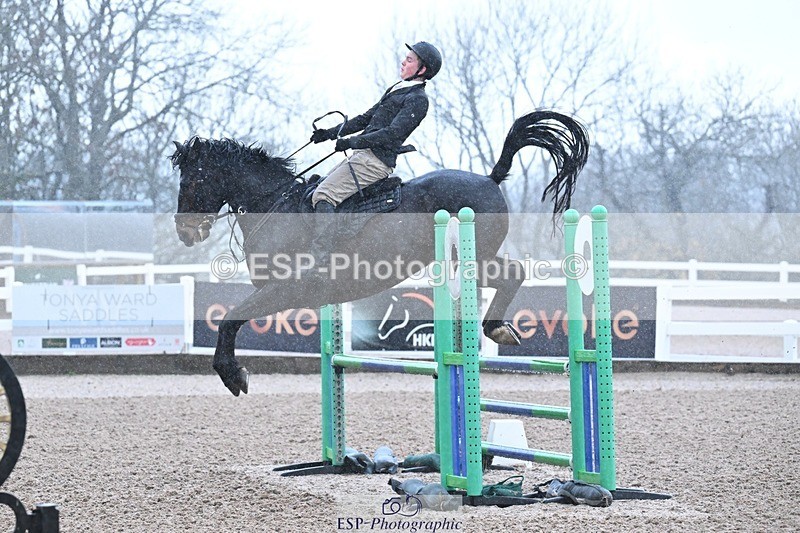 251206-095642-00600 - Cls 9 British Novice