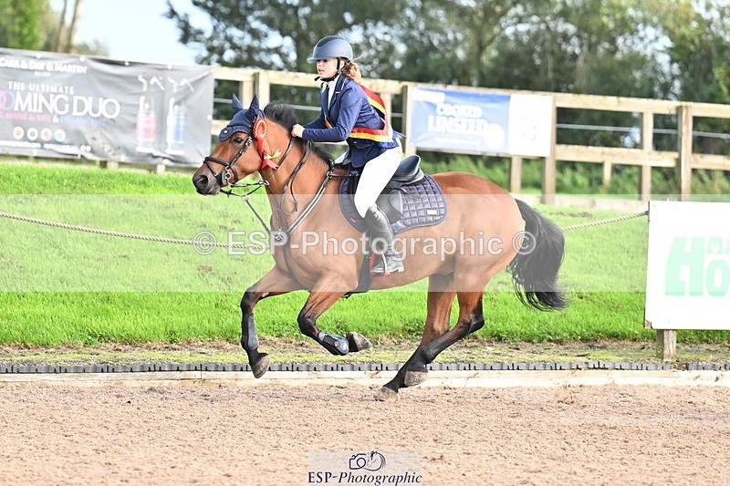 250920-163018-01893 - Cls 22 Pony Intro 90cm Derby
