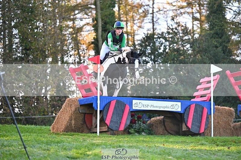 241026-101535-11133 - 317-Maddy.Greenaway-SPECIAL.VAN.DE.SMEDENPOORT