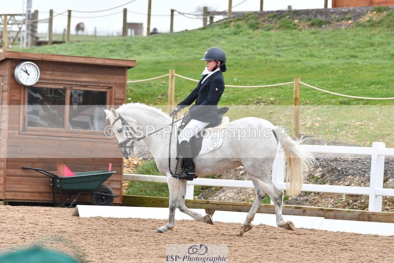 240121A-105018-00484 - Cls 5 Novice 37A