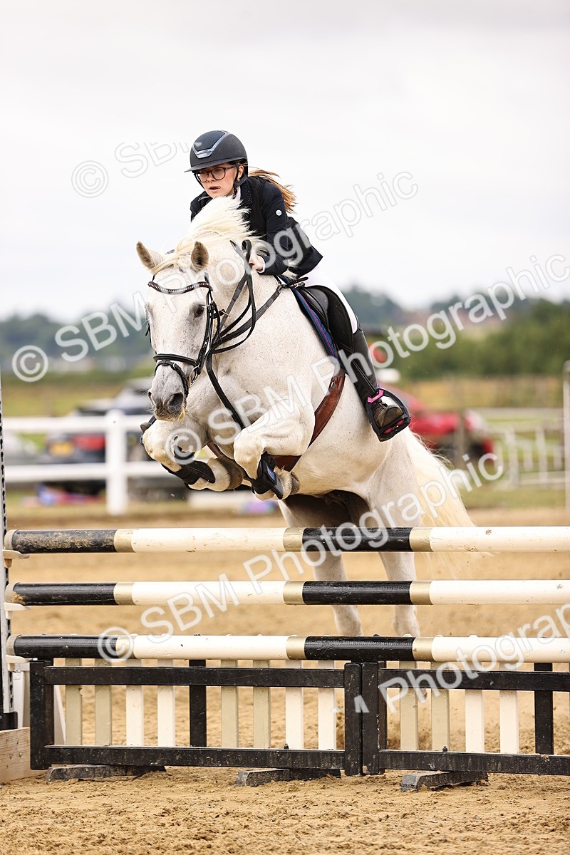SBM_012892 - Class 13 - Senior British Novice - 90cm Open