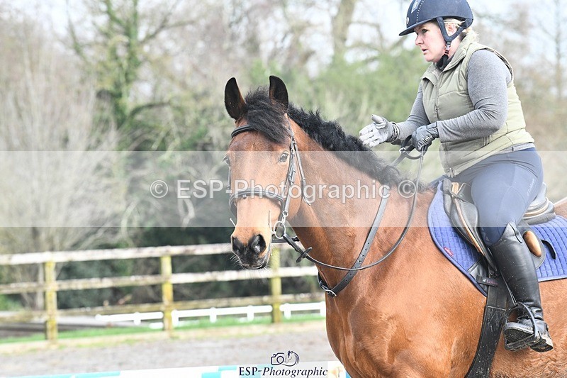 240218-122720-01995 - SJ 11 to 12