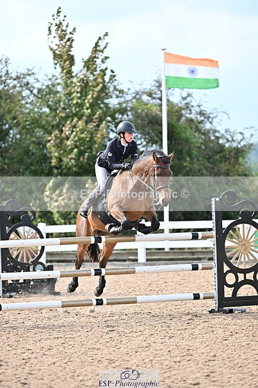 241004A-132908-02226 - Fri 10 1.05m amateur Quals