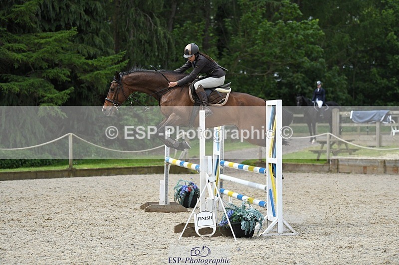 230514-114831-10481 - Cls 33b Snr 1.00m Open Final