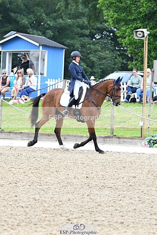 260528A-111343-03574 - G-710-Alexandra.Knowles