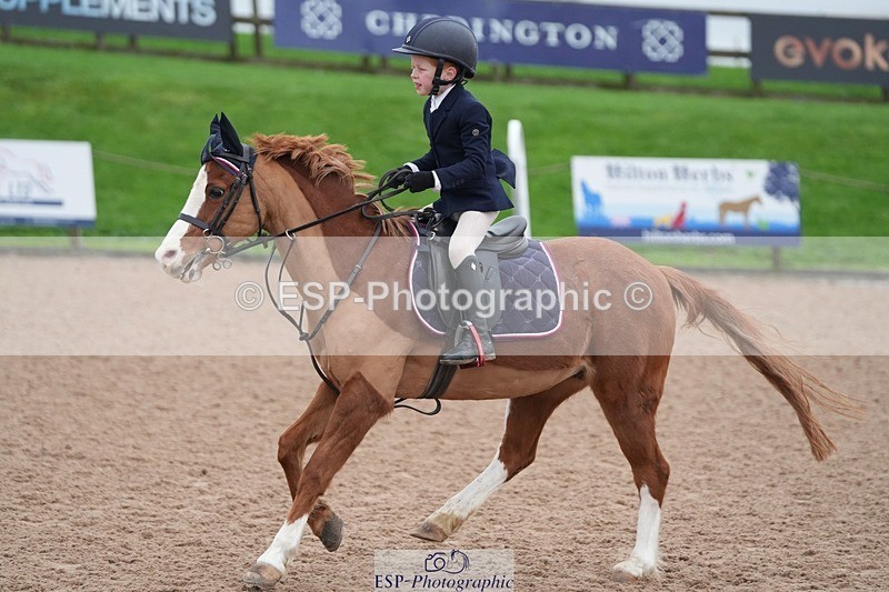 251116-095527-01455 - Cls 18 Clear Round 50cm
