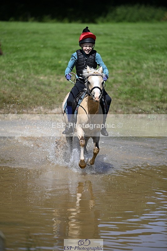 240728B-112543-01036 - Theo's Group XC