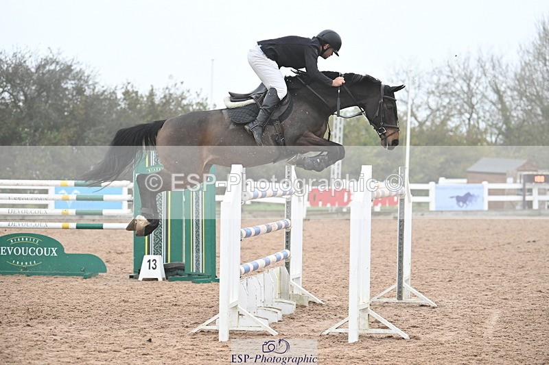 241102A-145321-05689 - SAT Cls 16 Winter 1.25 Jump Off