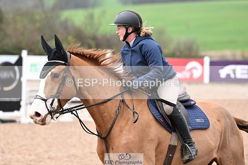 251205-102513-00217 - Cls 2 Snr British Novice and 90cm