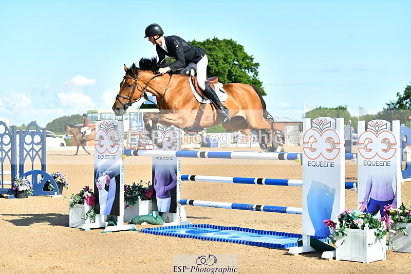 230720A-090152-01539 - Cls 1, 2 Star Small 1.30m