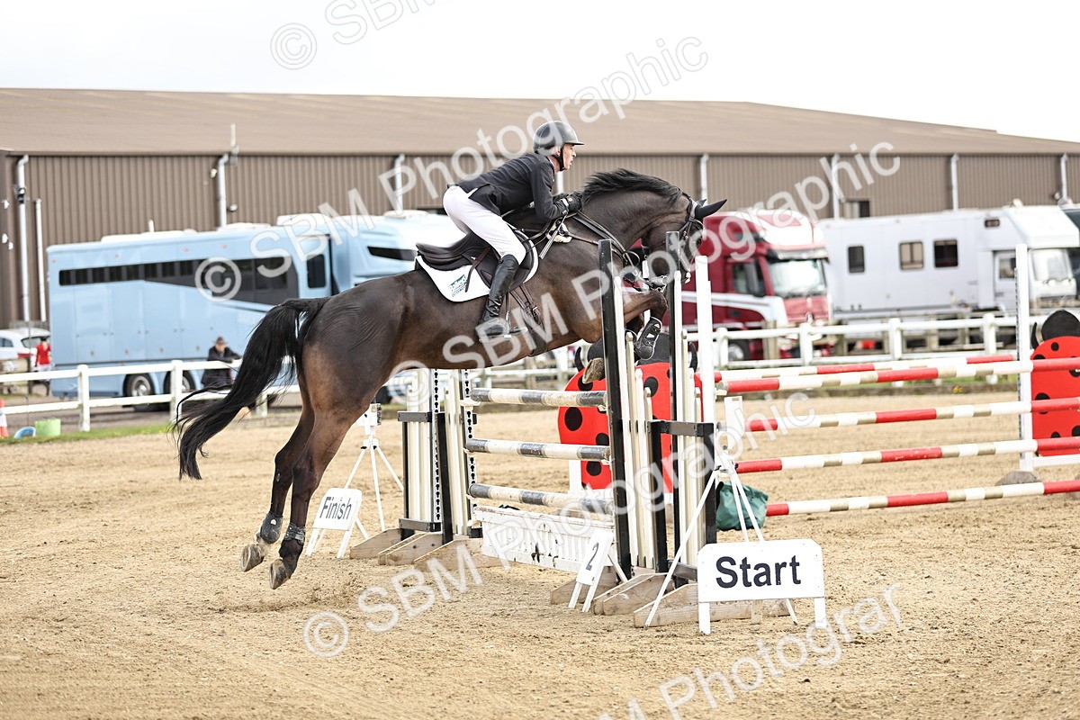 SBM_001392 - Class 5 -Senior Foxhunter - 1.20m