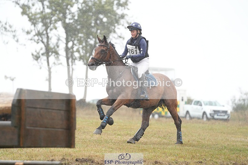 250830-145138-04221 - F-261-Lucy.Pengelly