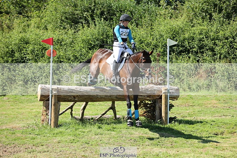 240811A-150121-05427 - 220-