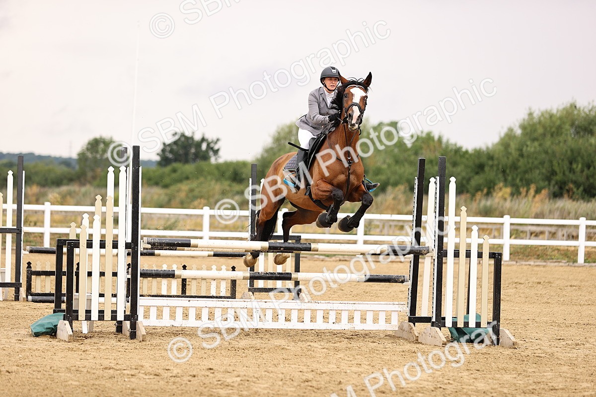 SBM_026326 - Class 12 - Amateur Championship Qualifier 1.05m