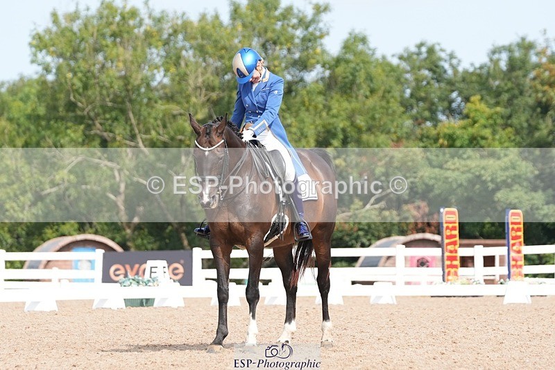 250815-111804-00812 - 012-Natasha.Collings-CostelloDovevale.Tender.Dove