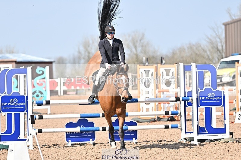 250326-124356-00720 - Cls 4 Newcomers and 1.10m