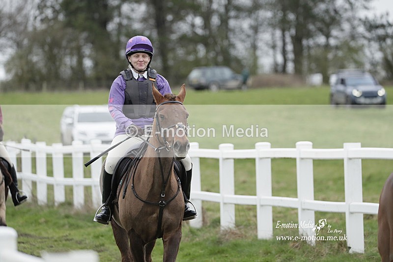 PtP 260323 0019 - New Forest Hounds Point-to-Point Larkhill 26/03/23