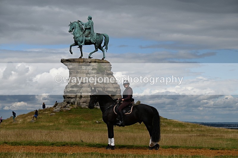 DSC_8988 - Time at Statue 14:33 to 15:10