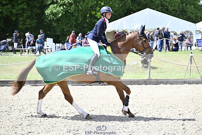 250525A-132107-17696 - Presentations Section B CCI 3 Star Long