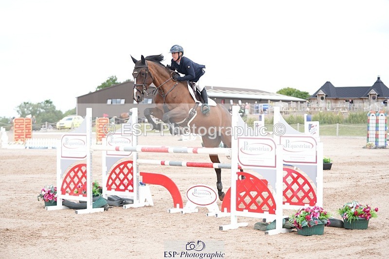 250801-113715-04955 - Cls 14 Snr Fox 1st Rnd