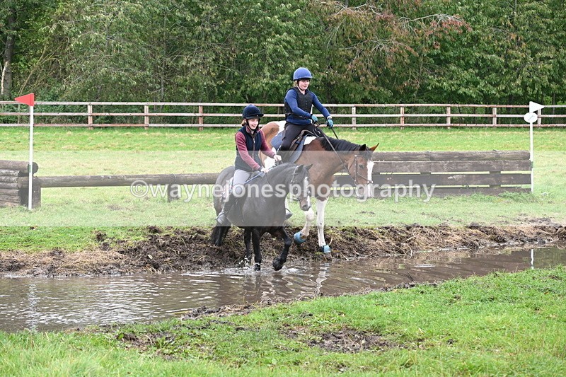 WJ6_7137 - Time at Photographer 13:06 to 13:23