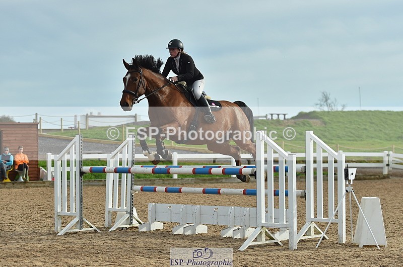 231111A-125346-01979 - Cls 12 Newcomers & 1.10m Open