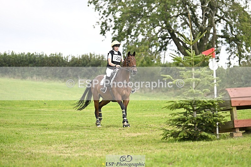 240831A-122151-01867 - 122-Philippa.Stahl-WILLOW.LANCER