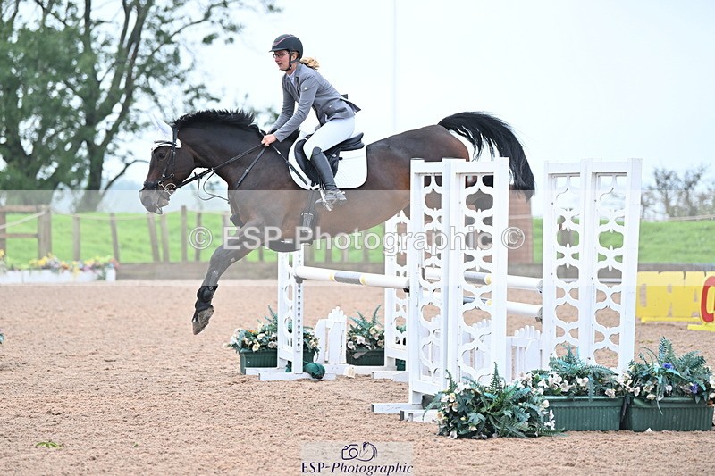 231013A-101234-01126 - Cls 7 Discovery & 1m Open