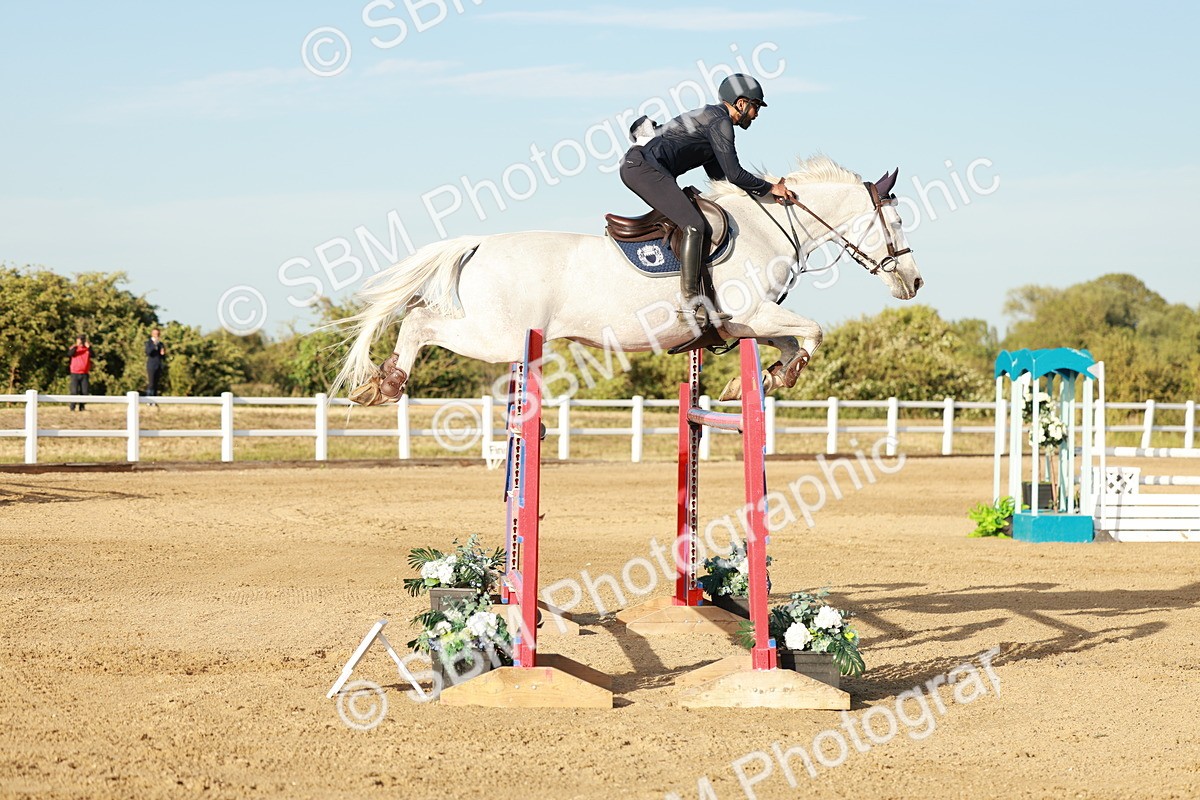 SBM_009003 - Class 6 - National 1.30m 1.40m Open Handicap