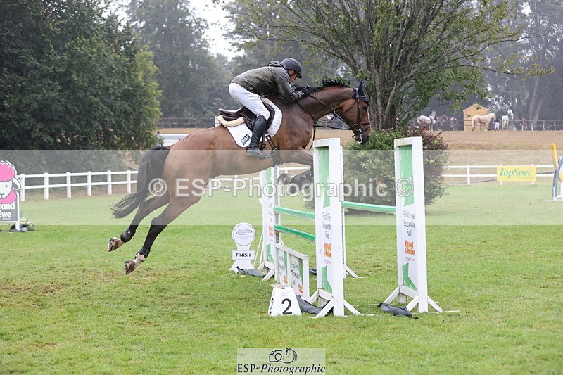 250830A-134715-06792 - Cls 16 Snr Newcomers and 1.10m Open