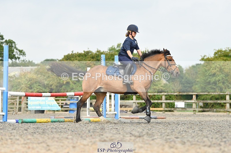 230817-111332-01887 - Kay's 2nd Group - Arena