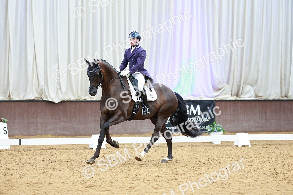 SBM_007832 - Class 9 - FEI INT II - 16.54.17.57