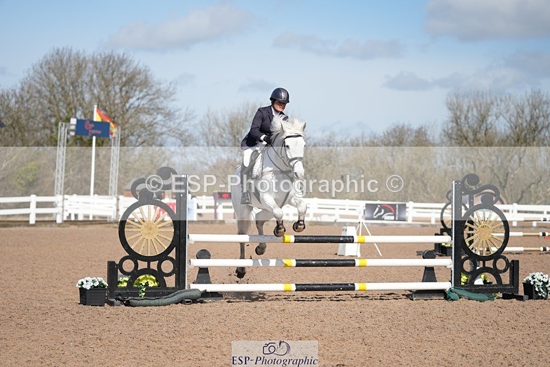 250329-103221-03659 - Cls 20 British Novice and 90cm