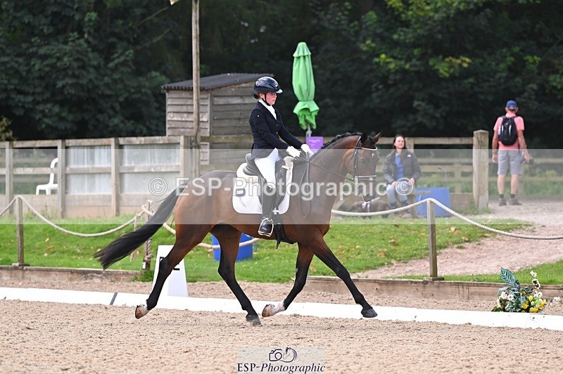 240809-120022-00957 - 214-Leah.Cornish-For.Flight.II