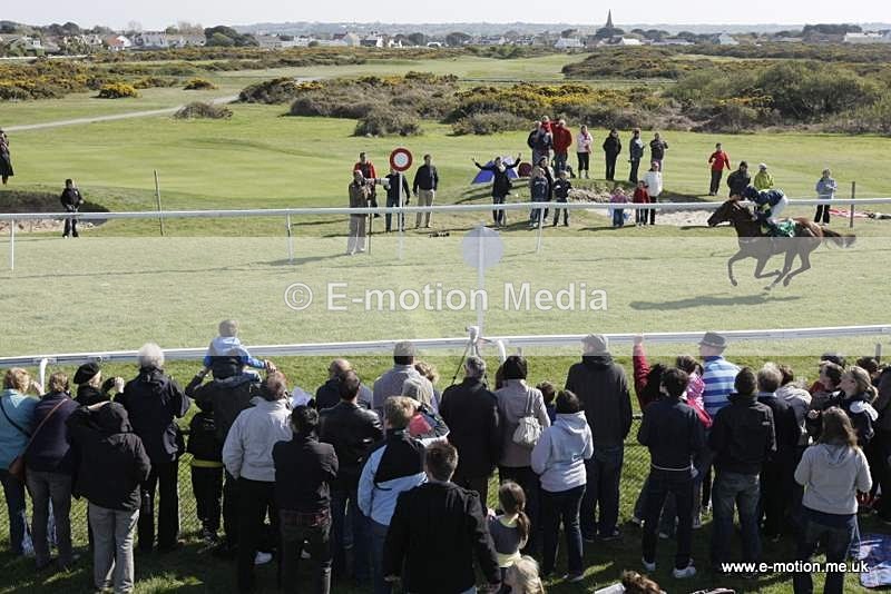 Race 4 9 - Gsy Race Finish Line 03/05/10