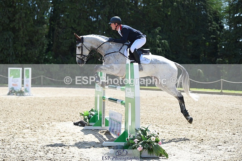 230528-112954-15233 - 302-EN_TARO_DES_VERNIER-Oliver_Townend-SUNTrotUp+SJ