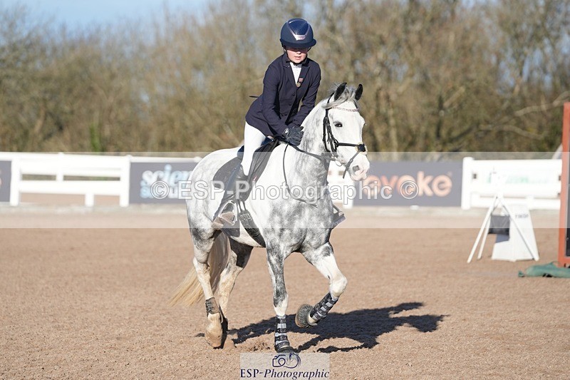 251130-112646-01073 - Cls 5 Pony Discovery & 90cm Open