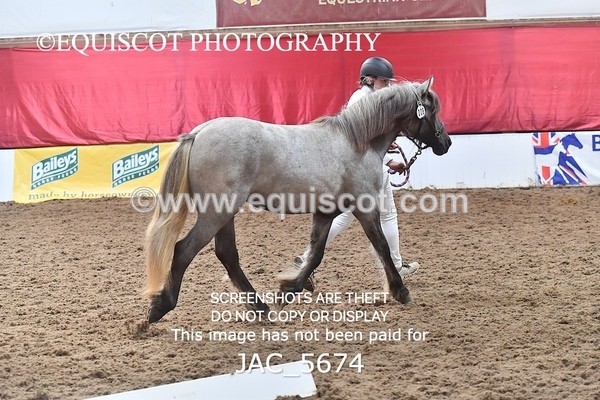 JAC_5674 - 6 Glenmuir Niamh
