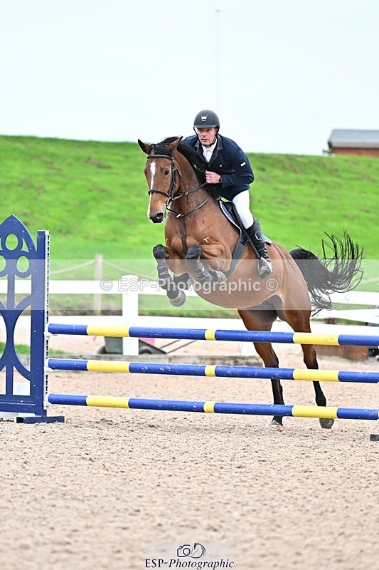 251015-103124-00042 - Cls 1 British Novice and 90cm Open