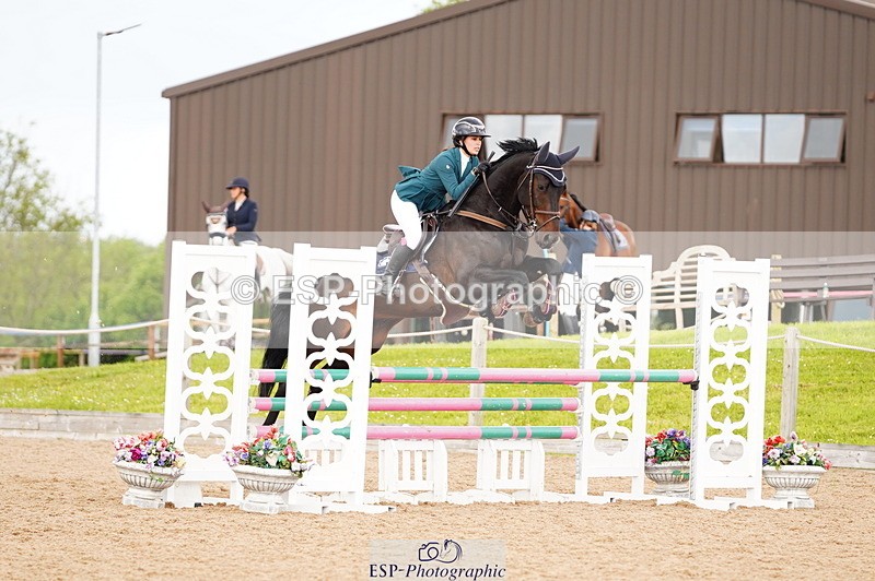 240526A-111102-07751 - Cls 26 Chard Equ 1.05m and 1.10m Grand Prix