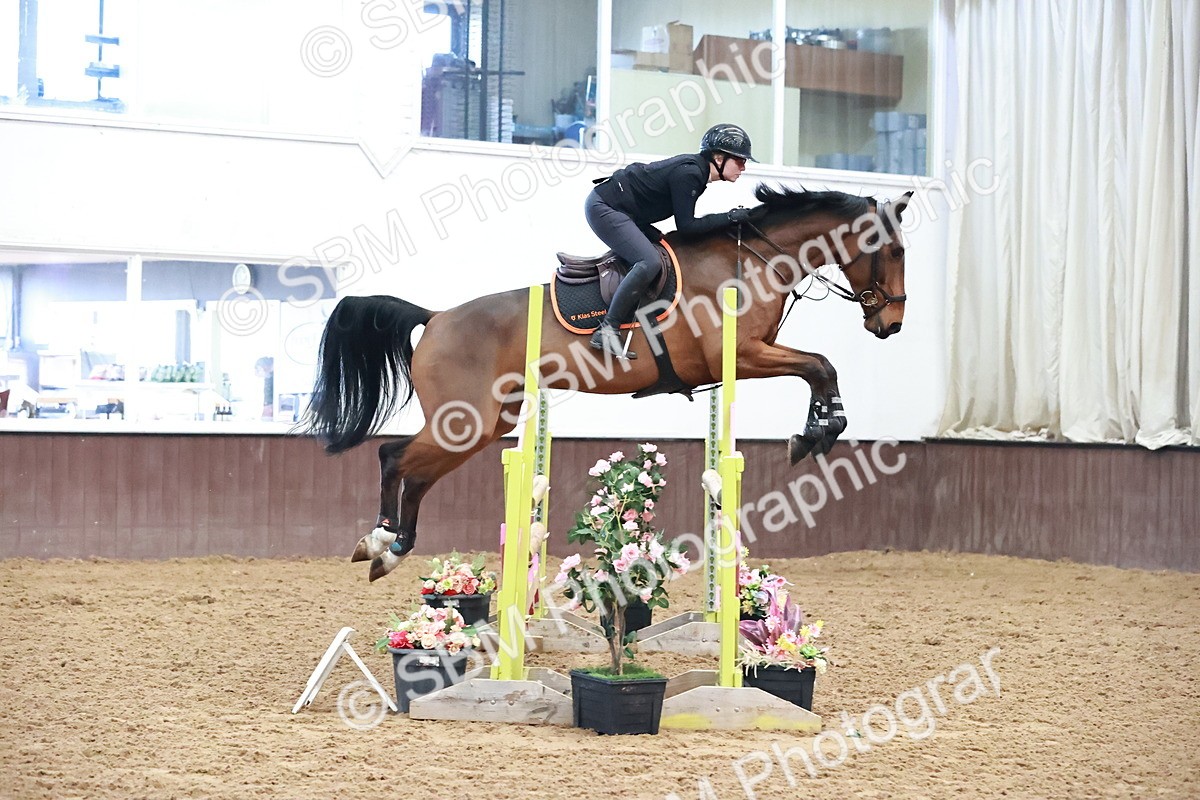 SBM_002793 - Class 10 - Senior Newcomer 1.10m